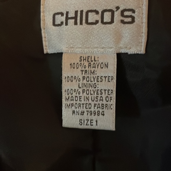 Chico’s Skirt Black Skirt with White Floral pattern Lattice Trim Size 1 - Picture 10 of 12